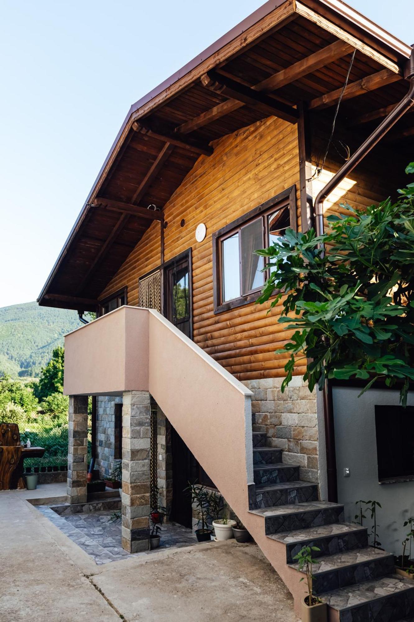 Guesthouse Juli ساباريفا بانيا المظهر الخارجي الصورة