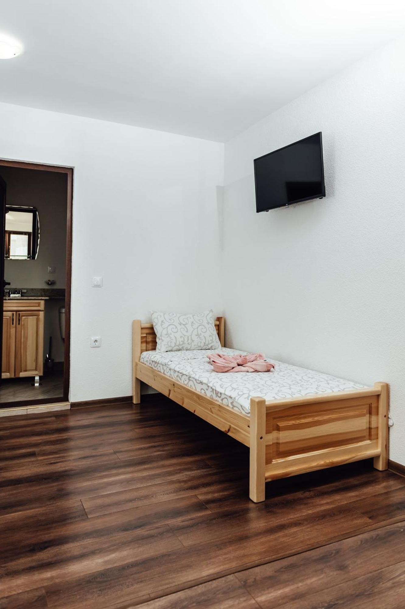 Guesthouse Juli ساباريفا بانيا المظهر الخارجي الصورة