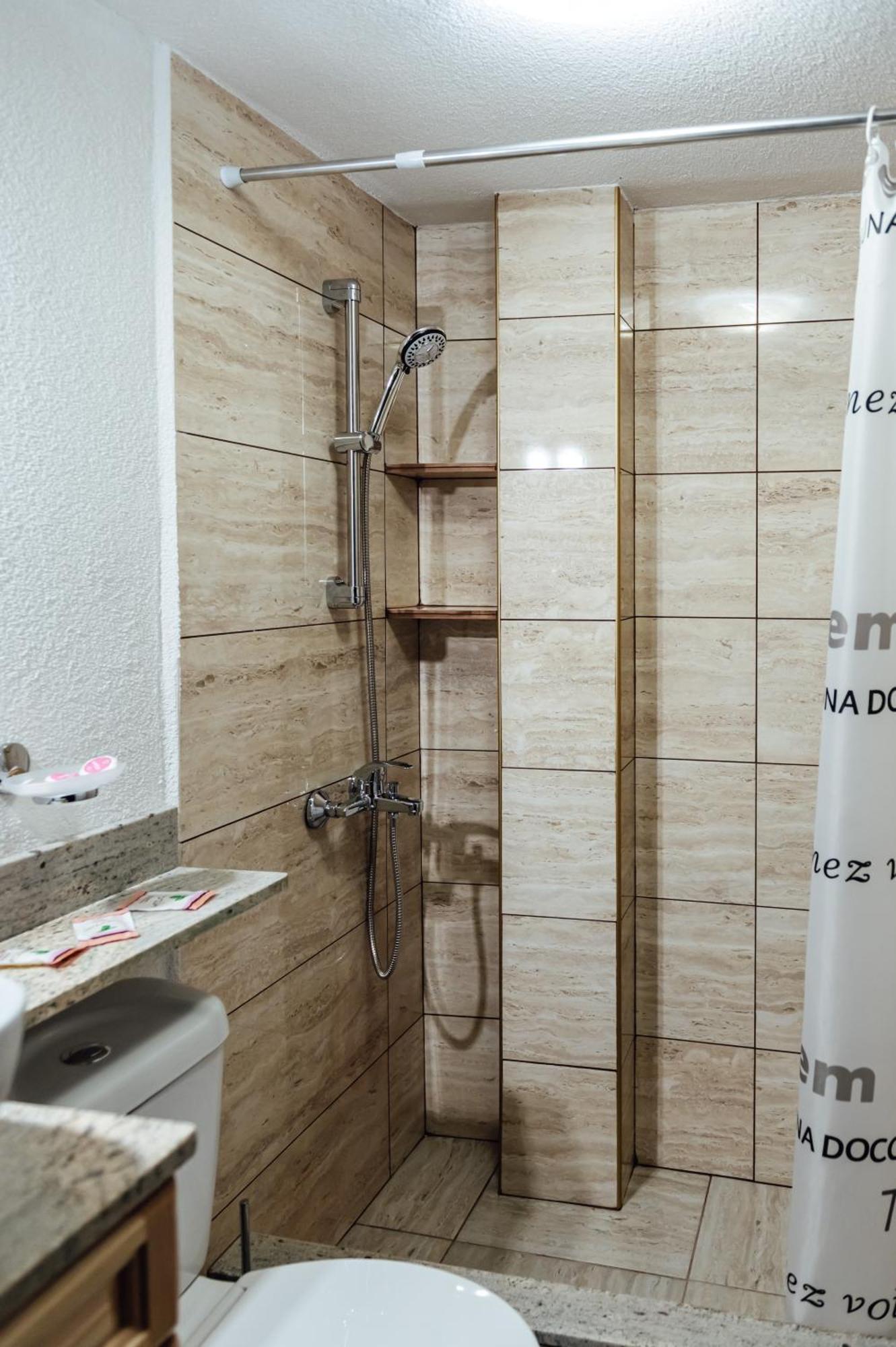 Guesthouse Juli ساباريفا بانيا المظهر الخارجي الصورة