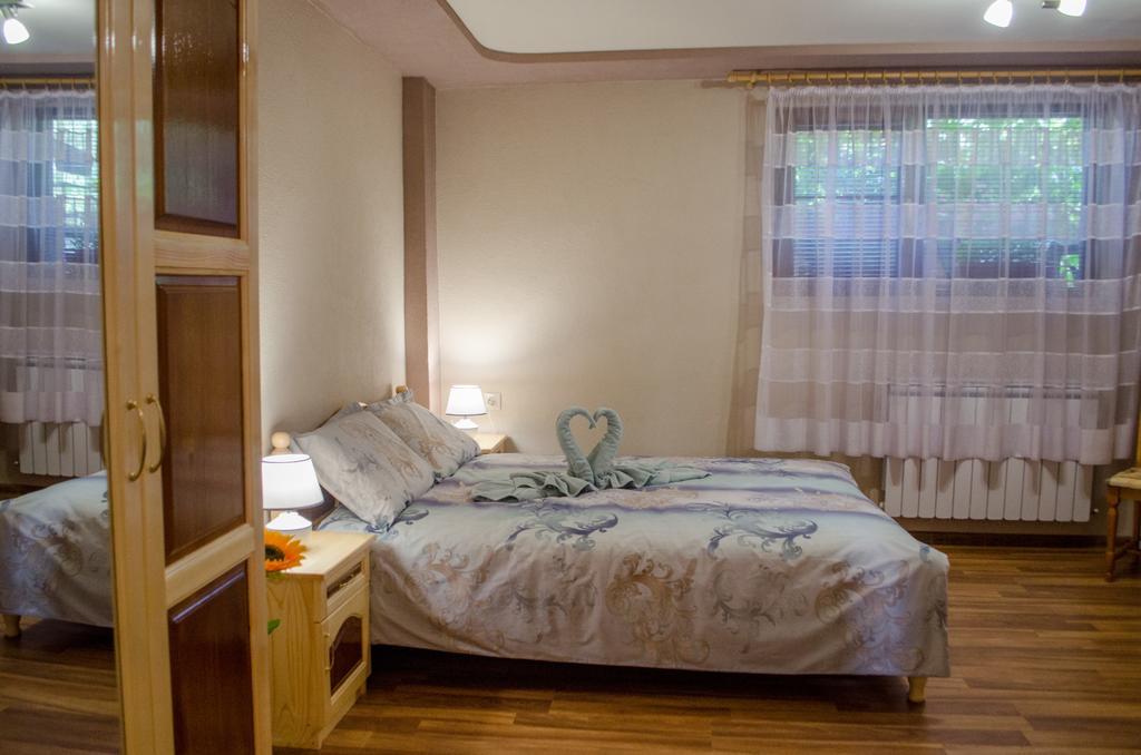 Guesthouse Juli ساباريفا بانيا المظهر الخارجي الصورة