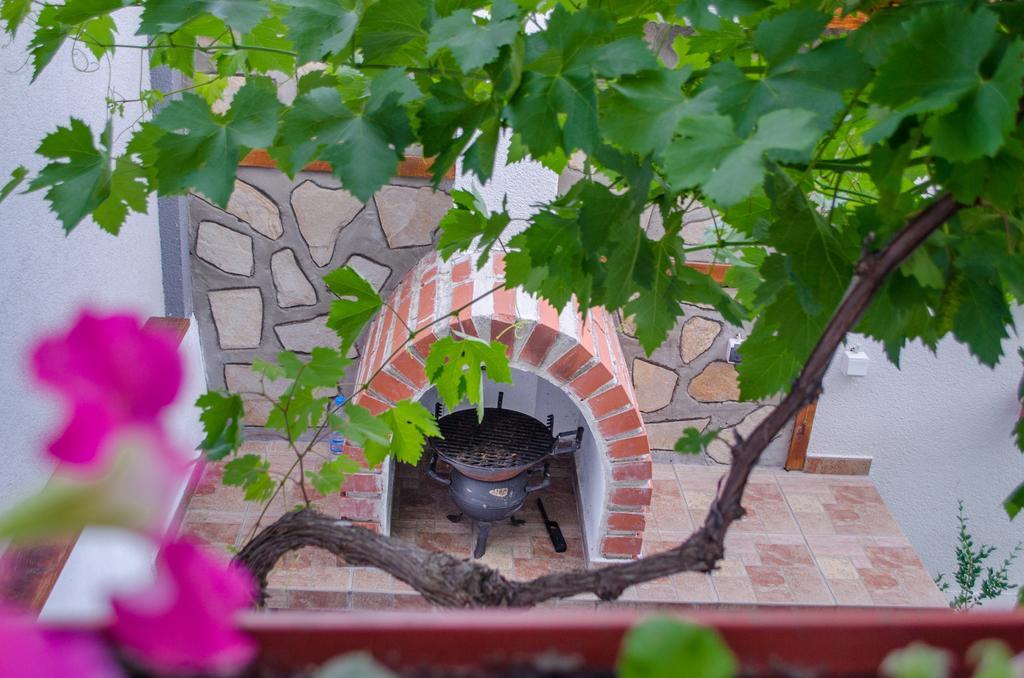Guesthouse Juli ساباريفا بانيا المظهر الخارجي الصورة
